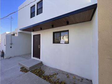 Casa equipada de 3 Recámaras. Pradera Dorada Juárez Chih.