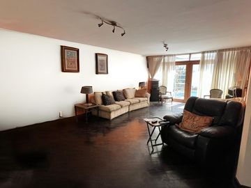 Casa en  venta en Jirón Batallón Callao Sur, Santiago de Surco