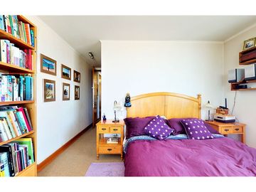 Departamento vistas libres frente plaza Las Lilas