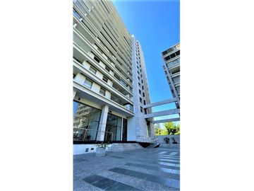 Departamento vistas libres frente plaza Las Lilas
