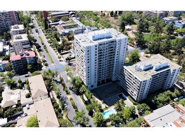 Departamento vistas libres frente plaza Las Lilas