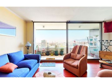 Departamento vistas libres frente plaza Las Lilas