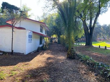 Casa en Venta como Terreno, Club de Golf Hacienda