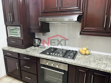 CASA EN VENTA EN COL. VILLA DEL REAL