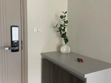 Beautiful 1 Bedroom with Pool and Garden view