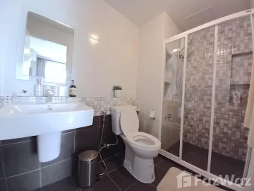 Beautiful 1 Bedroom with Pool and Garden view