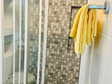 Beautiful 1 Bedroom with Pool and Garden view
