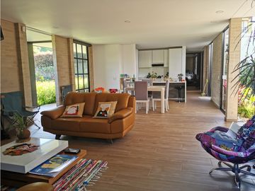 Venta  de Casa Campestre en el Retiro