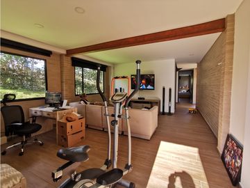 Venta  de Casa Campestre en el Retiro