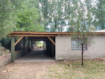 Quinta en venta - 4 Dormitorios 2 Baños - Cochera - 150.000mts2 - San Rafael