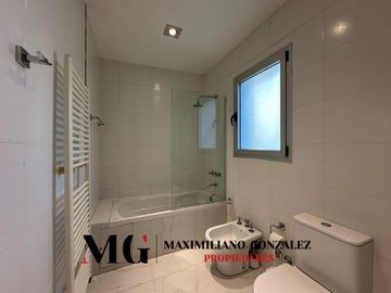 Casa en venta y alquiler, 5 ambientes. Terralagos, Canning.