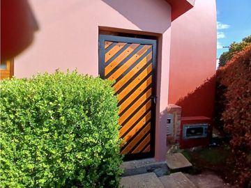 CASA CAMPESTRE - VIA GUAYMARAL (BF)