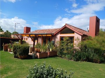 CASA CAMPESTRE - VIA GUAYMARAL (BF)