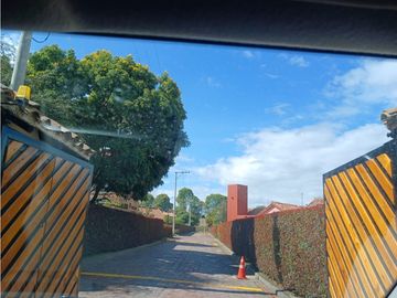 CASA CAMPESTRE - VIA GUAYMARAL (BF)