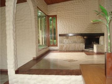 Alquilo Hermosa Casa  Vereda el Hato Vía Calera