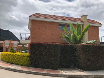 Vendemos hermosa casa campestre en@ cajicá !!