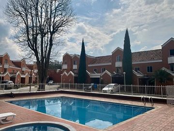 Venta Casa De 3 Niveles En Belén La Mota