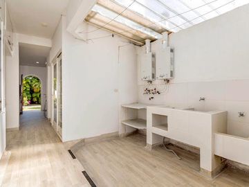 Se Vende Hermosa Casa Campestre En Condominio Exclusivo De Pance.con L1000 M2de Lote.