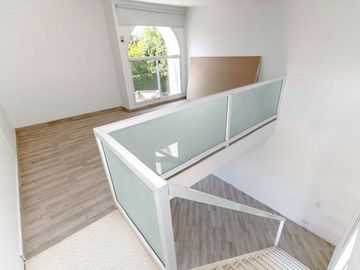 Se Vende Hermosa Casa Campestre En Condominio Exclusivo De Pance.con L1000 M2de Lote.
