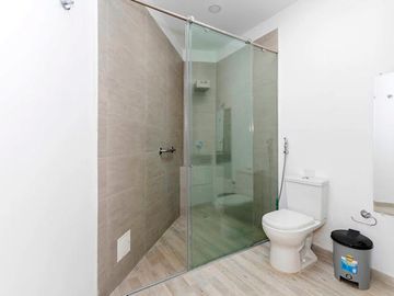 Se Vende Hermosa Casa Campestre En Condominio Exclusivo De Pance.con L1000 M2de Lote.