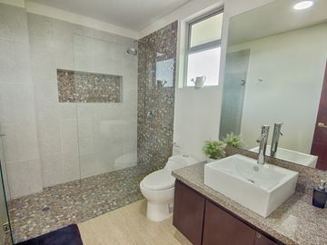 Hermosa casa exclusivo Condominio de Jamundí al sur de Cali