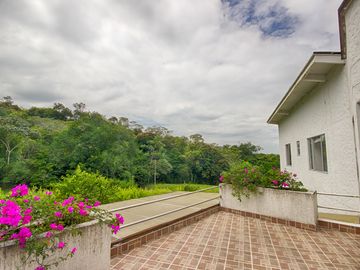 Hermosa casa exclusivo Condominio de Jamundí al sur de Cali