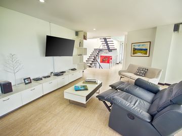 Hermosa casa exclusivo Condominio de Jamundí al sur de Cali