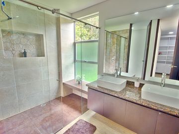 Hermosa casa exclusivo Condominio de Jamundí al sur de Cali
