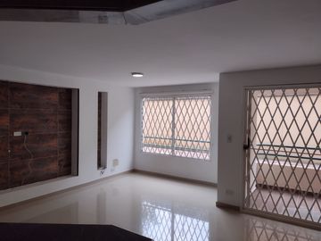 EN VENTA APARTAMENTO EN BELLA SUIZA ALTOS DE CHICALA