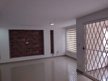 EN VENTA APARTAMENTO EN BELLA SUIZA ALTOS DE CHICALA