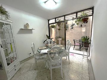 Venta De Hermosa E Iluminada Casa En El Caney Al Sur De La Ciudad De Cali