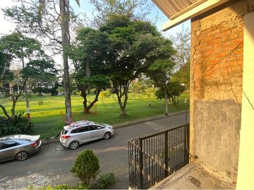 *Rebajada * Venta Casa Prados De Limonar 460 Milones, Dos Pisos Construídos Con Posibilidad De Ampliación Hasta 4 Más Terraza. 260 Mts Construídos.