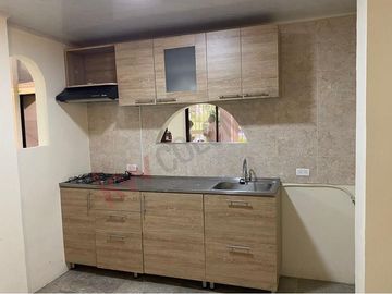 *Rebajada * Venta Casa Prados De Limonar 460 Milones, Dos Pisos Construídos Con Posibilidad De Ampliación Hasta 4 Más Terraza. 260 Mts Construídos.