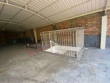 *Rebajada * Venta Casa Prados De Limonar 460 Milones, Dos Pisos Construídos Con Posibilidad De Ampliación Hasta 4 Más Terraza. 260 Mts Construídos.