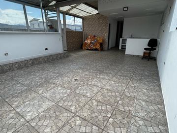 EN VENTA APARTAMENTO PH LOS ANDES LA RIVERA
