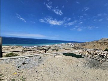 Vendo hermoso terreno vista al mar en Santa Marianita.