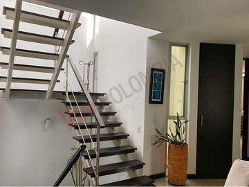 Vendo Casa Campestre  en Condominio y en Exclusivo Sector de Pance Cali, Valle Del Cauca-9077