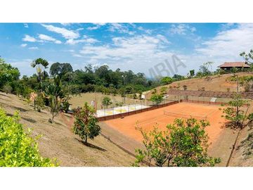 Vendo Casa Campestre En Jamundi, Colombia, En Parcelacion Miravalle