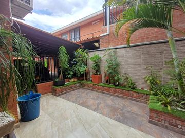 Venta Hermosa Casa Campestre En La Herreria, En El Castillo Jamundi