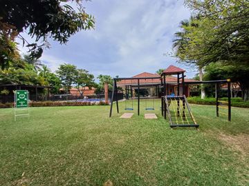 Venta Hermosa Casa Campestre En La Herreria, En El Castillo Jamundi