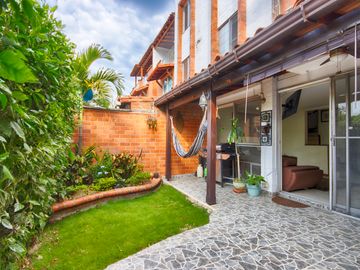 Cali, Vendo Casa Conjunto Hacienda Del Alferez Ciudad Jardín