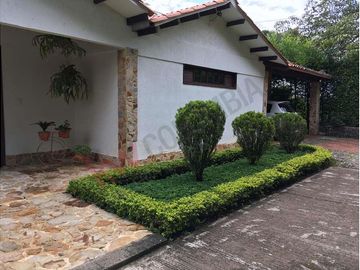 Vendo hermosa  Casa Campestre Pance - No Condominio - dos plantas-5959
