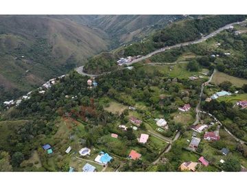 En Venta Casa Campestre Km 12 San Miguel, Vía Cali - Dagua