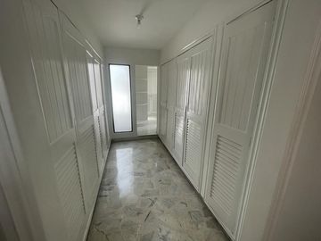 Venta Espectacular Casa Campestre De Dos Niveles Sector Pance 1300 M2