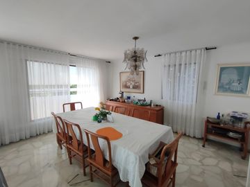 Venta Espectacular Casa Campestre De Dos Niveles Sector Pance 1300 M2