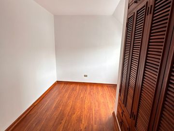 Alquiler de Acogedor Duplex en San Borja, Frente a Parque