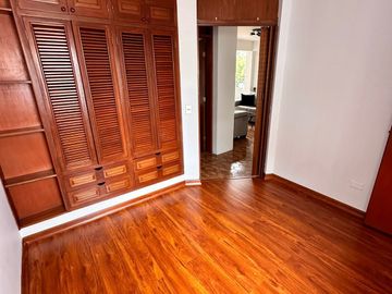 Alquiler de Acogedor Duplex en San Borja, Frente a Parque