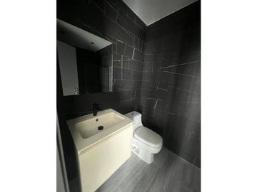 SEA CONFIABLE VENDE O ALQUILA APARTAMENTO PH NUOVO ARMANI/CASA