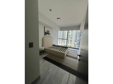 SEA CONFIABLE VENDE O ALQUILA APARTAMENTO PH NOUVO ARMANI/CASA