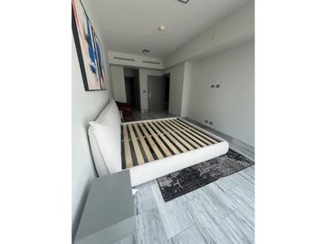 SEA CONFIABLE VENDE O ALQUILA APARTAMENTO PH NOUVO ARMANI/CASA
